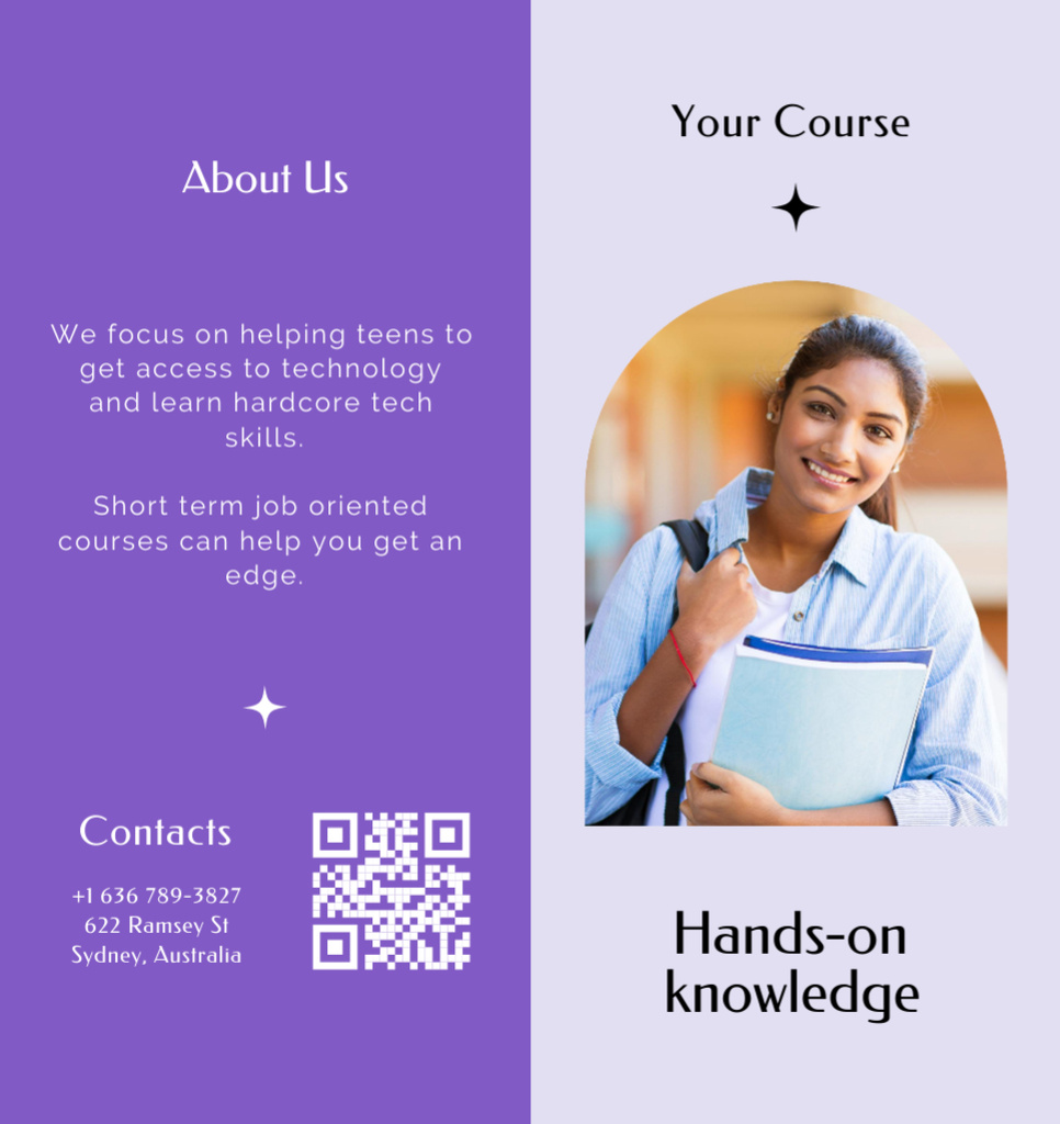 Tech Courses Ad with Student with Notebooks Brochure Din Large Bi-foldデザインテンプレート