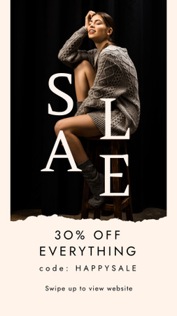 Platilla de diseño Female Fashion Clothes Sale with Woman in Cozy Sweater Instagram Story