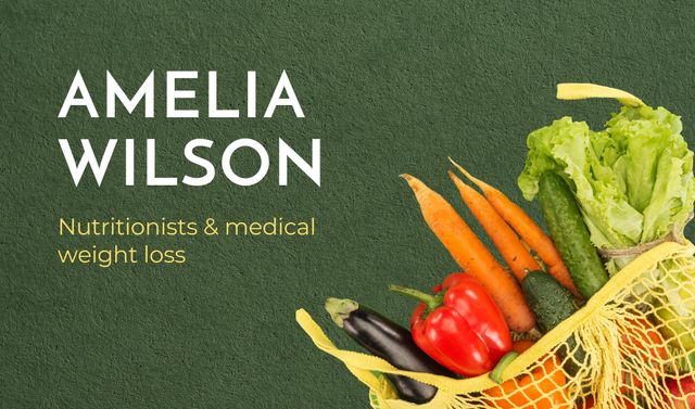 Accredited Nutritionist And Dietitian Services Offer In Green Business card Modelo de Design