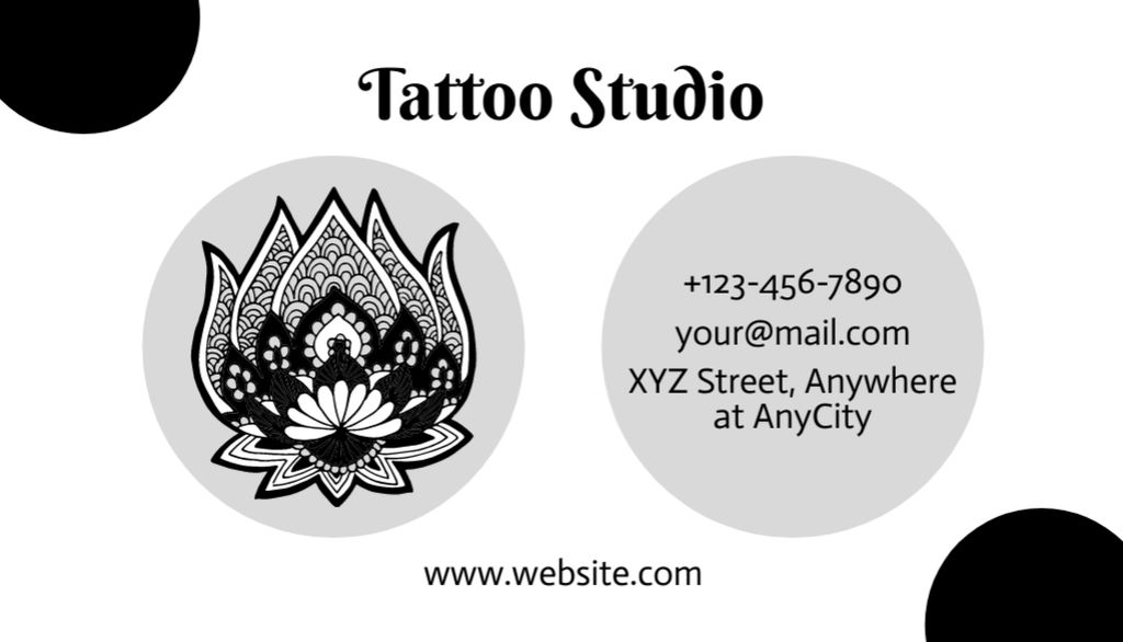 Modèle de visuel Tattoo Studio Service Offer With Indian Style Lotus - Business Card US