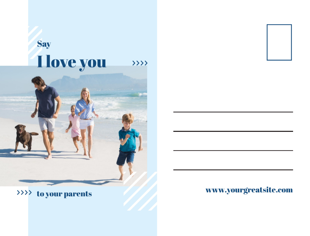 Parents With Kids And Dog Having Fun At Seacoast Postcard 4.2x5.5in – шаблон для дизайна