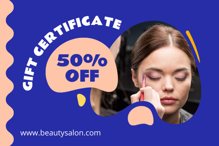 Ontwerpsjabloon van Gift Certificate van Woman on Makeup in Beauty Salon