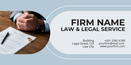 Plantilla de diseño de Legal Services Offer with Contract on Table Twitter 