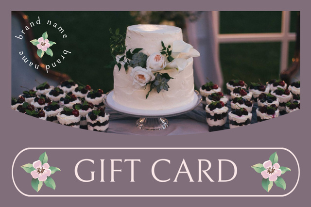 Platilla de diseño Catering Services Offer with Wedding Cake and Cupcakes Gift Certificate