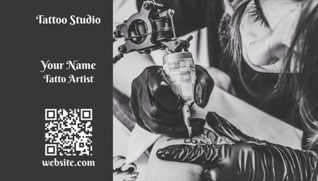 Plantilla de diseño de Anuncio de estudio de tatuajes con muestras de obras de arte Business Card US 
