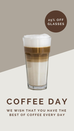 Designvorlage Delicious Latte for Coffee Day für Instagram Story