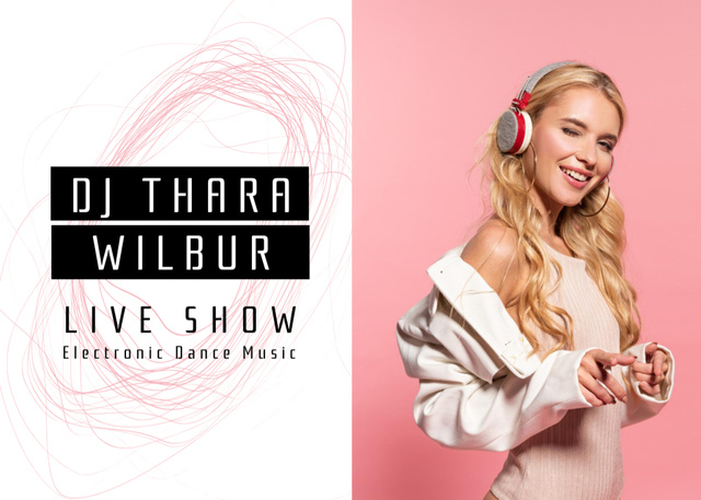 Template di design Live Show Announcement with Woman in Headphones Flyer 5x7in Horizontal