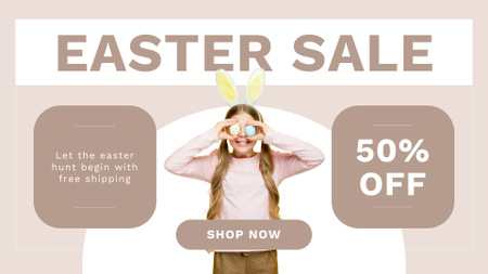 Anúncio de venda de Páscoa com criança feliz cobrindo os olhos com ovos de Páscoa FB event cover Modelo de Design