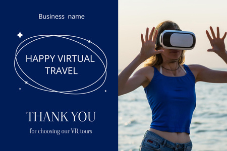 Ontwerpsjabloon van Postcard 4x6in van Woman Has Virtual Travel in VR Glasses