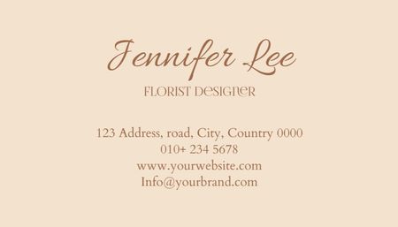 Modèle de visuel Offre de services de conception florale sur une mise en page beige élégante - Business Card US