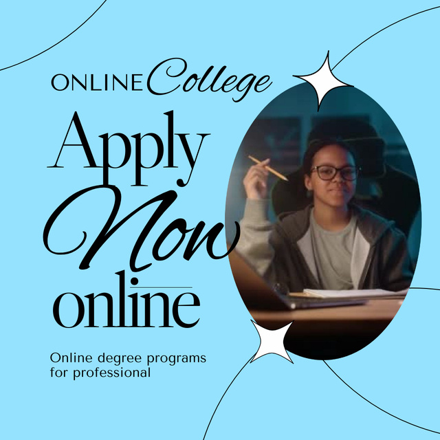 Online College Apply Announcement with Students in Class Animated Post Tasarım Şablonu