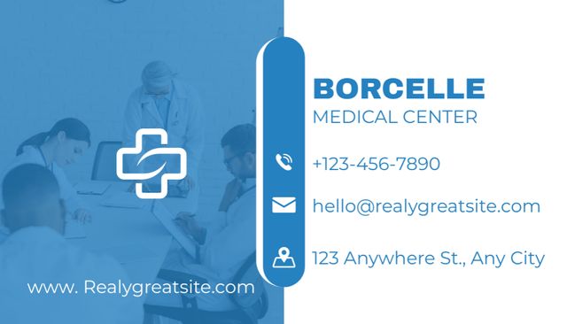 Template di design Medical Center Ad with Icon of Cross Business Card US