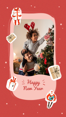 Funny Children decorating Christmas Tree Instagram Story Modelo de Design