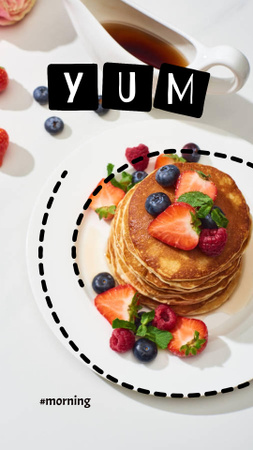 Delicious Pancakes on Plate with Berries Instagram Story Modelo de Design