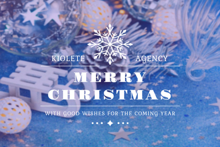 Plantilla de diseño de Saludos navideños brillantes con adornos y trineo Postcard 4x6in 