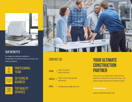 Designvorlage Werbung für Bauunternehmen mit professionellen Architekten für Brochure 8.5x11in