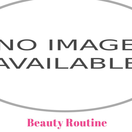 Beauty products filling cosmetic bag Animated Post Modelo de Design