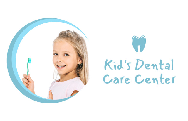 Ontwerpsjabloon van Business Card 85x55mm van Kid's Dental Care Center Ad Layout with Photo