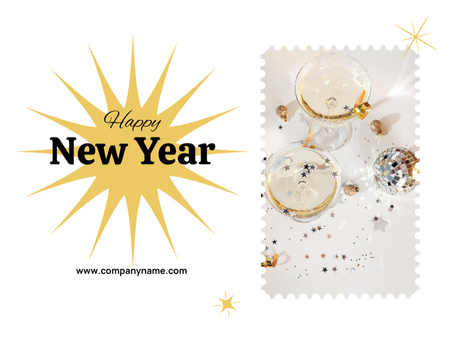 Saudação de feriado de ano novo com champanhe em taças de vinho Postcard 4.2x5.5in Modelo de Design
