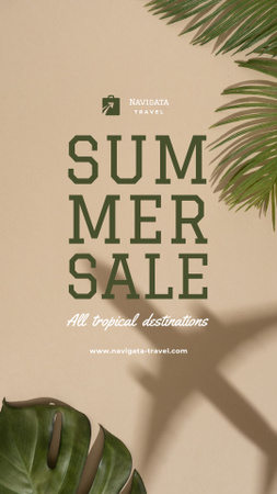 Summer Tour Sale with Palm leaves Instagram Story Modelo de Design