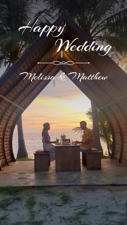 Designvorlage Hochzeitsgruß mit Paar trinken Cocktails bei Sonnenuntergang für TikTok Video