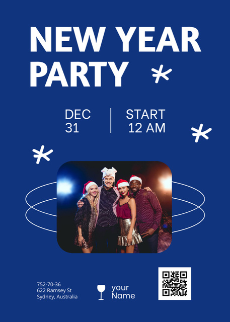 New Year Party Announcement with People in Festive Hats Invitation Tasarım Şablonu