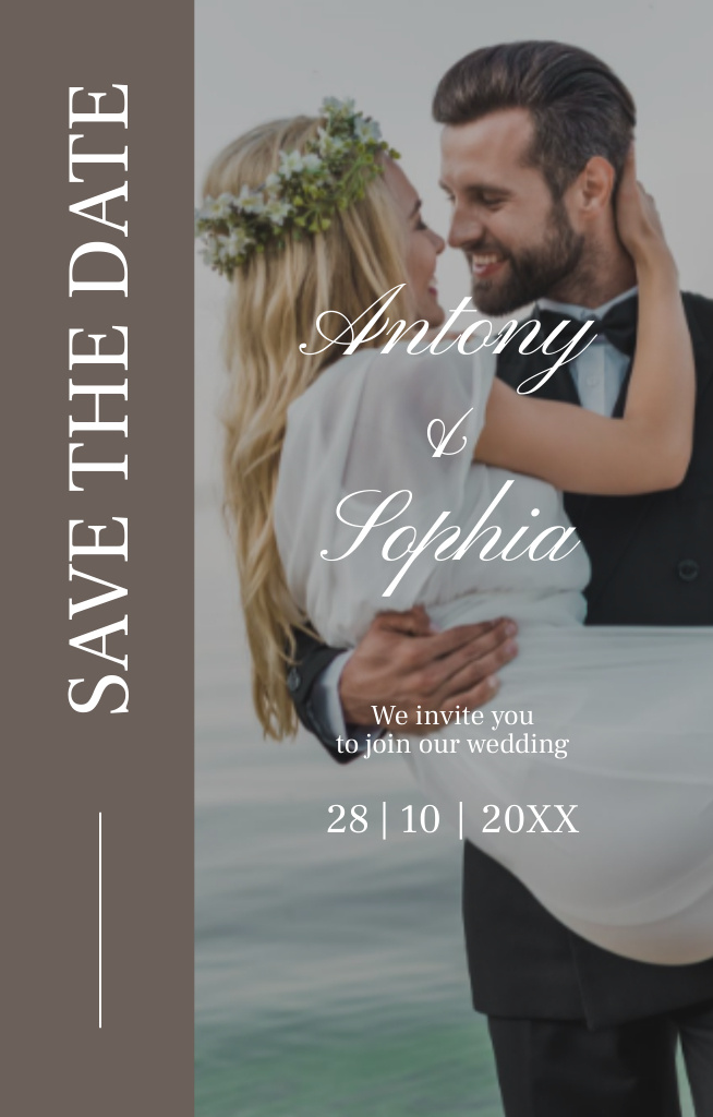 Szablon projektu Save the Date Announcement with Groom Holding Bride Invitation 4.6x7.2in