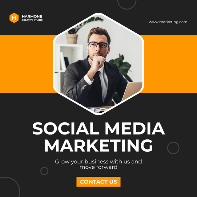 Modèle de visuel Young Businessman Doing Social Media Marketing Project - Instagram