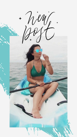 jovem mulher em jetski no mar TikTok Video Modelo de Design