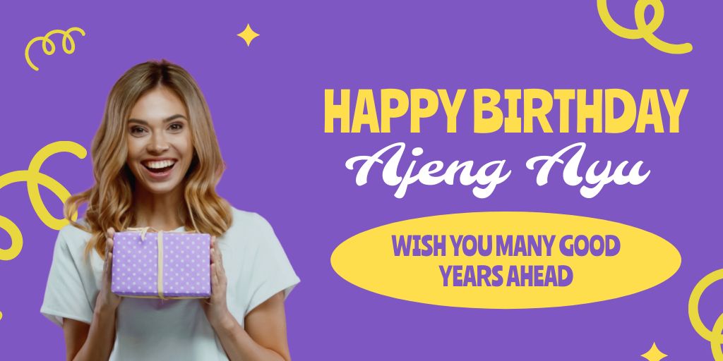 Template di design Wish You Good Years Ahead in Your Birthday Twitter