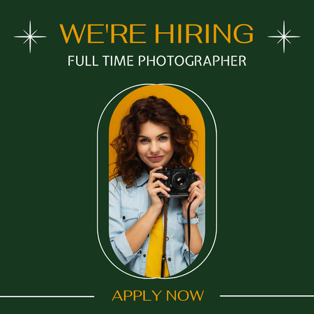 Template di design Full-time Photographer Open Position in Green Instagram