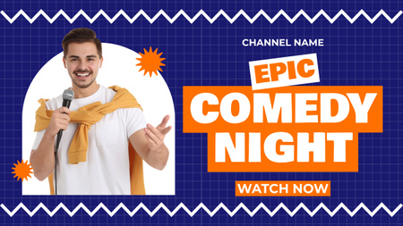 Ontwerpsjabloon van Youtube Thumbnail van Promo van een epische komedieavond met een jonge man die een microfoon vasthoudt