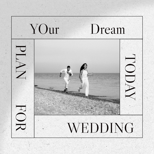 Wedding Announcement with Happy Couple on Beach Instagram tervezősablon
