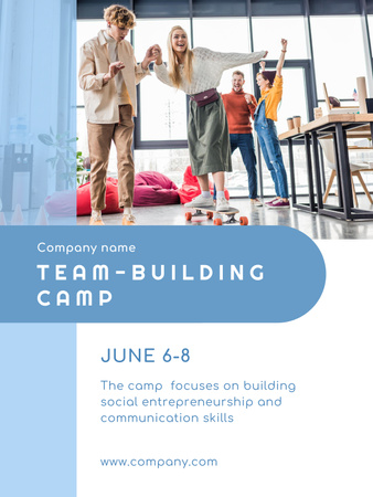 Designvorlage Teambuilding-Camp-Anzeige mit glücklichen Arbeitern für Poster US